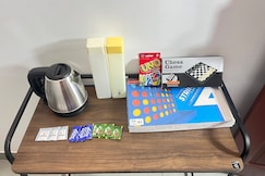 VAR Blue Haus 1 AC 1 Room 8 min walk beach, Varkala