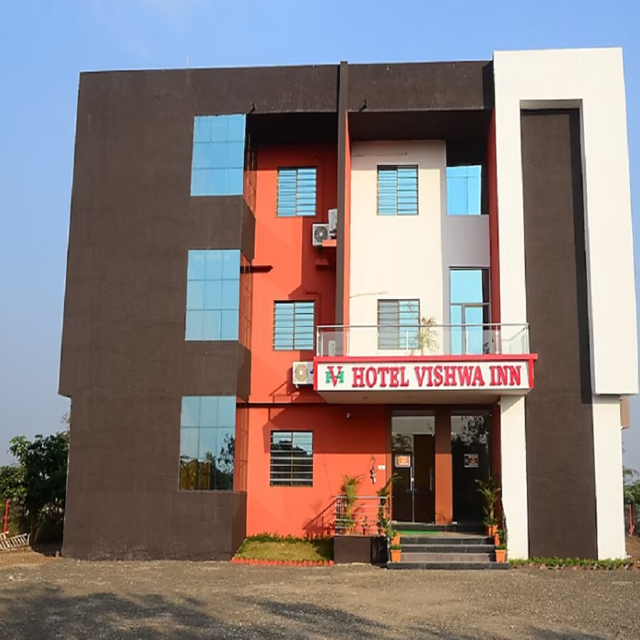 Hotel Vishwa Inn - Tap to explore photos