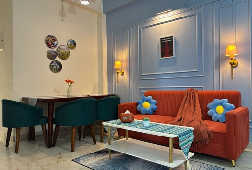 BeauMonde Suites-Spotlight (Movie theatre room).