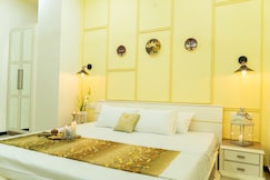 Ardra 5BHK Luxury Stay - Central Jaipur | MI Road Family & Group Apartment, Jaipur