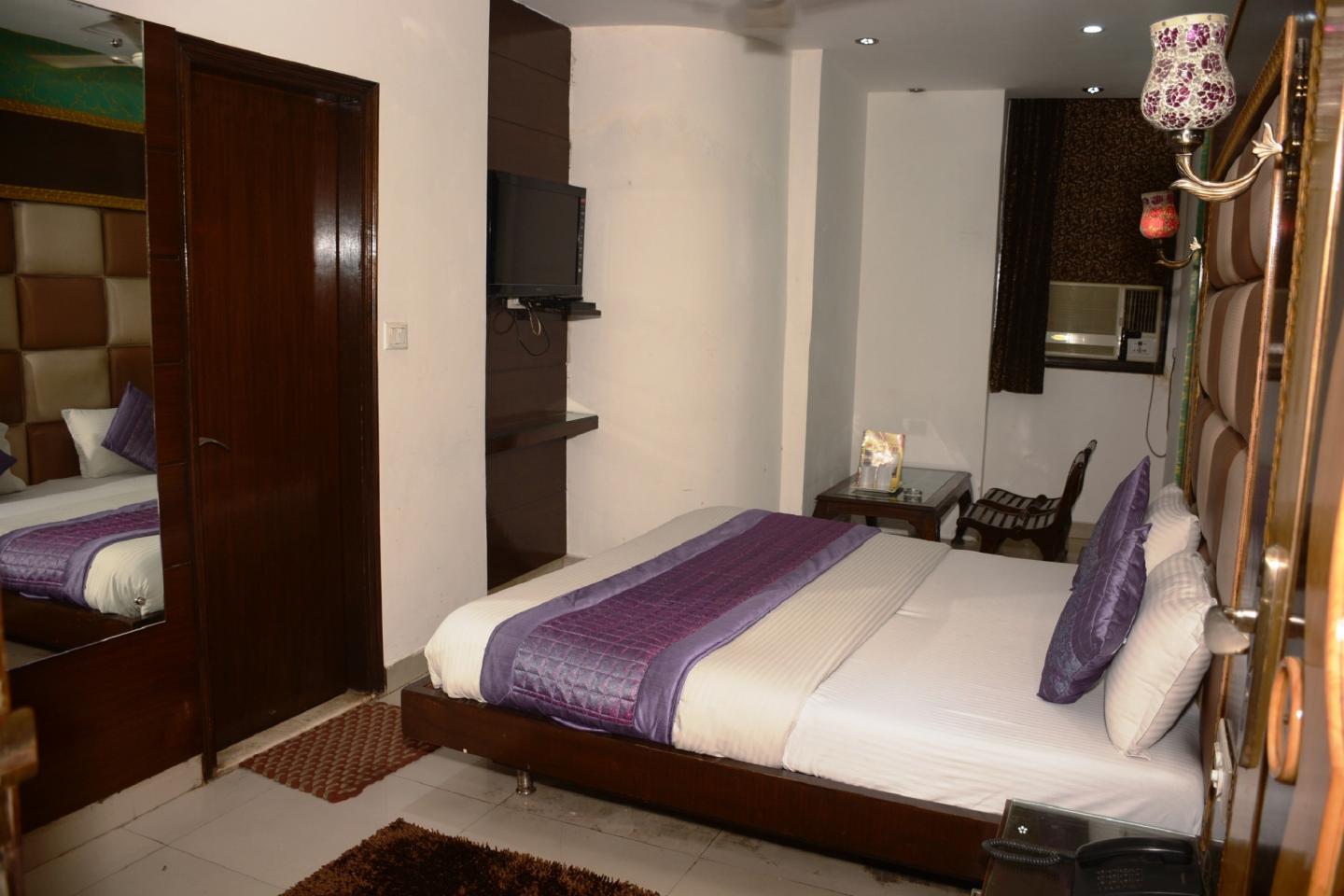 Hotel Delhi Heart - Tap to explore photos