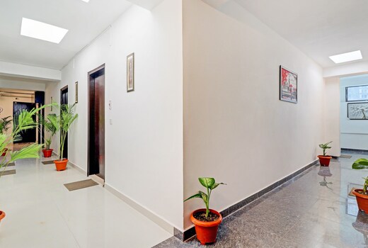 Hotel O Vasundhra Grand