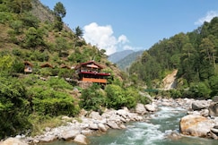 Anand@Tirthan, Gushaini