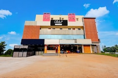 Collection O Tada Sri City Formerly SVS Living Space, Tada