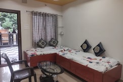 Shivvatsalya And Shivlaya Homestay, Trimbak