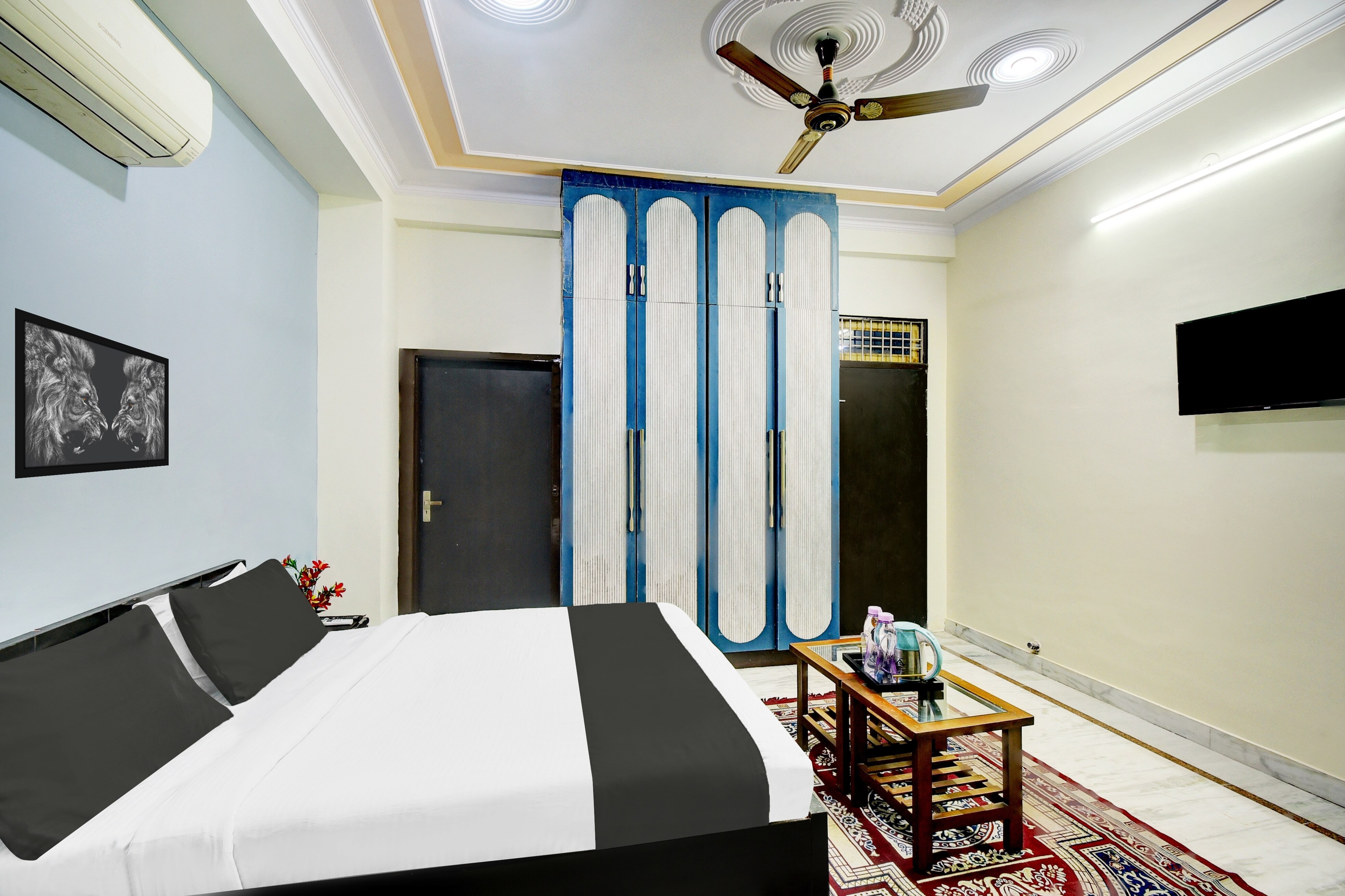 Hotel O Supreme Stay - Tap to explore photos