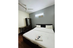 Fab Hotel MV Galaxy, Pune