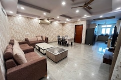 Stella Homestay - Yashoobhomi, Delhi