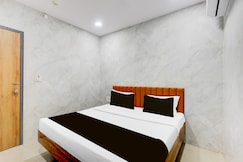 Hotel O by OYO Lotus, Surat