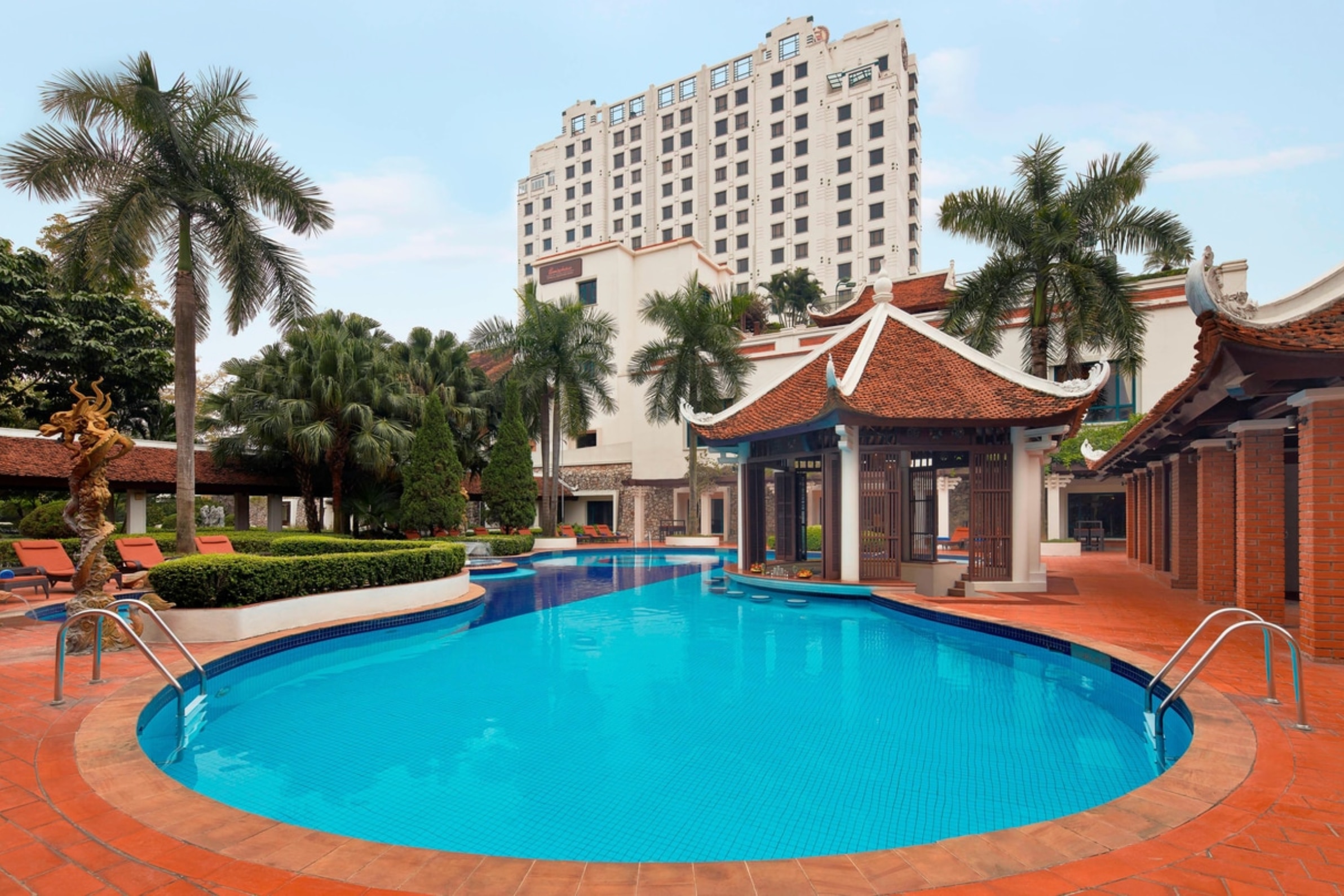 Sheraton Hanoi Hotel - Tap to explore photos