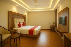 OPO Essential Skynex, Delhi