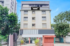 Townhouse Oak Gravity Inn, Pune