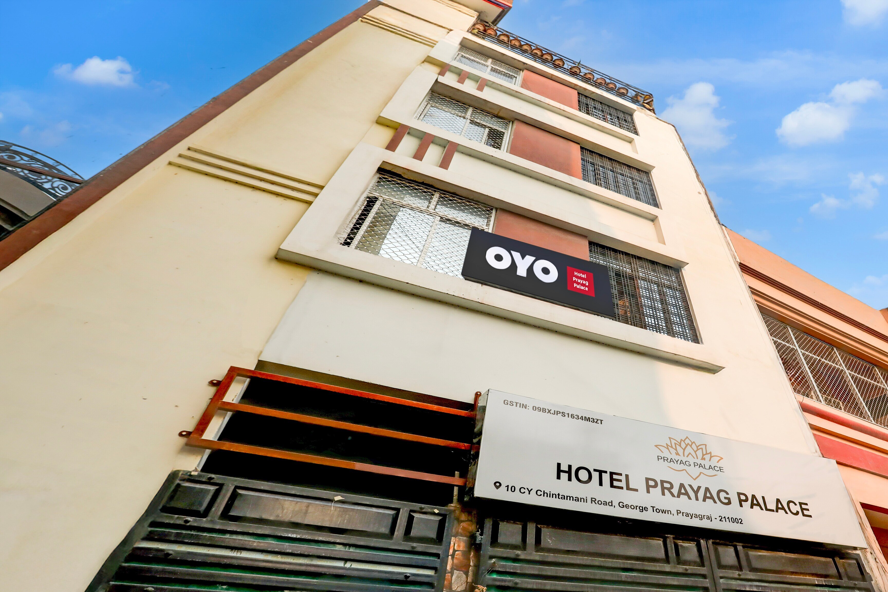 Hotel Prayag Palace - Tap to explore photos