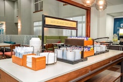 Hampton Inn & Suites Fort Worth-West-I-30, Erath