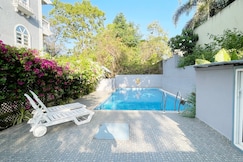 Casa Rio - Stylish 1BHK with Common Pool in Siolim | Hireavilla, Goa