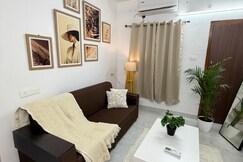301 Elegant 1BHK Lux Stay Viman Nagar 55Inch TV, Pune