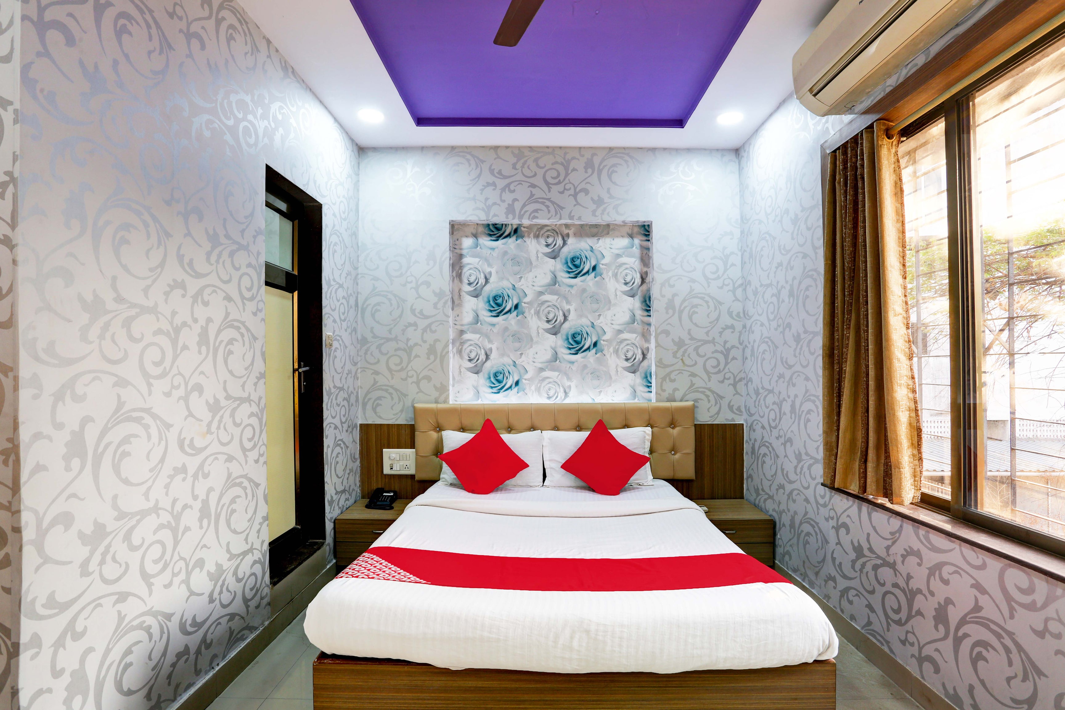 Hotel O Yatri Yadgar - Tap to explore photos