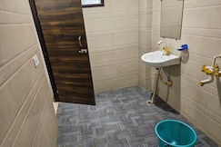 Hotel The Premier Noida, Noida