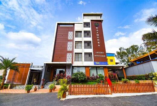 FabHotel Prime Rajmudra - Nr. Butterfly Trampoline Park - Hinjawadi