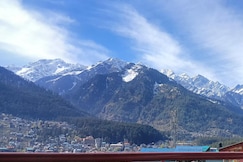 Mountain heals, Manali