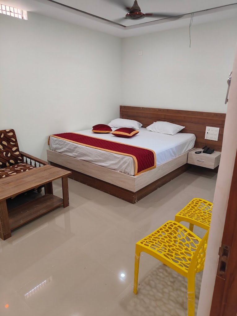 Hotel Sapthagiri Residency - Tap to explore photos