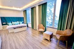 LA Bamba Homes Snow View, Kasauli