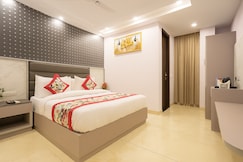Hotel Mayfair Just a Minute Away From New Delhi Railway Station, Delhi