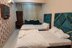 The Hotel M u Club, Patna