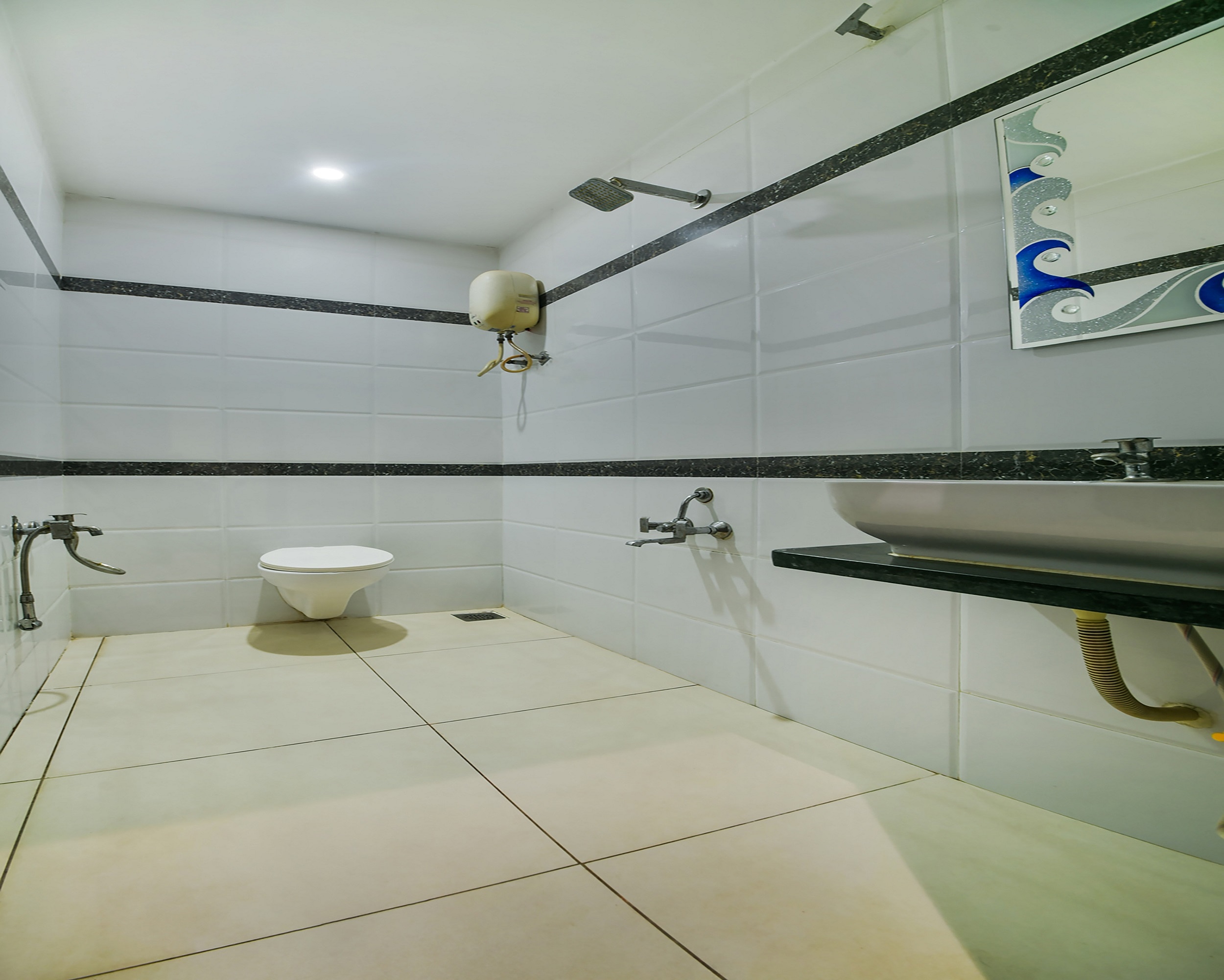 Hotel New Ratan Deep - Tap to explore photos