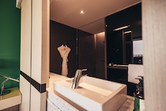 Crowne Plaza GENEVA, Geneva