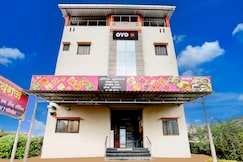Hotel O Yuvraj Dhage Plot Shivshakti Maidan, Pandharpur