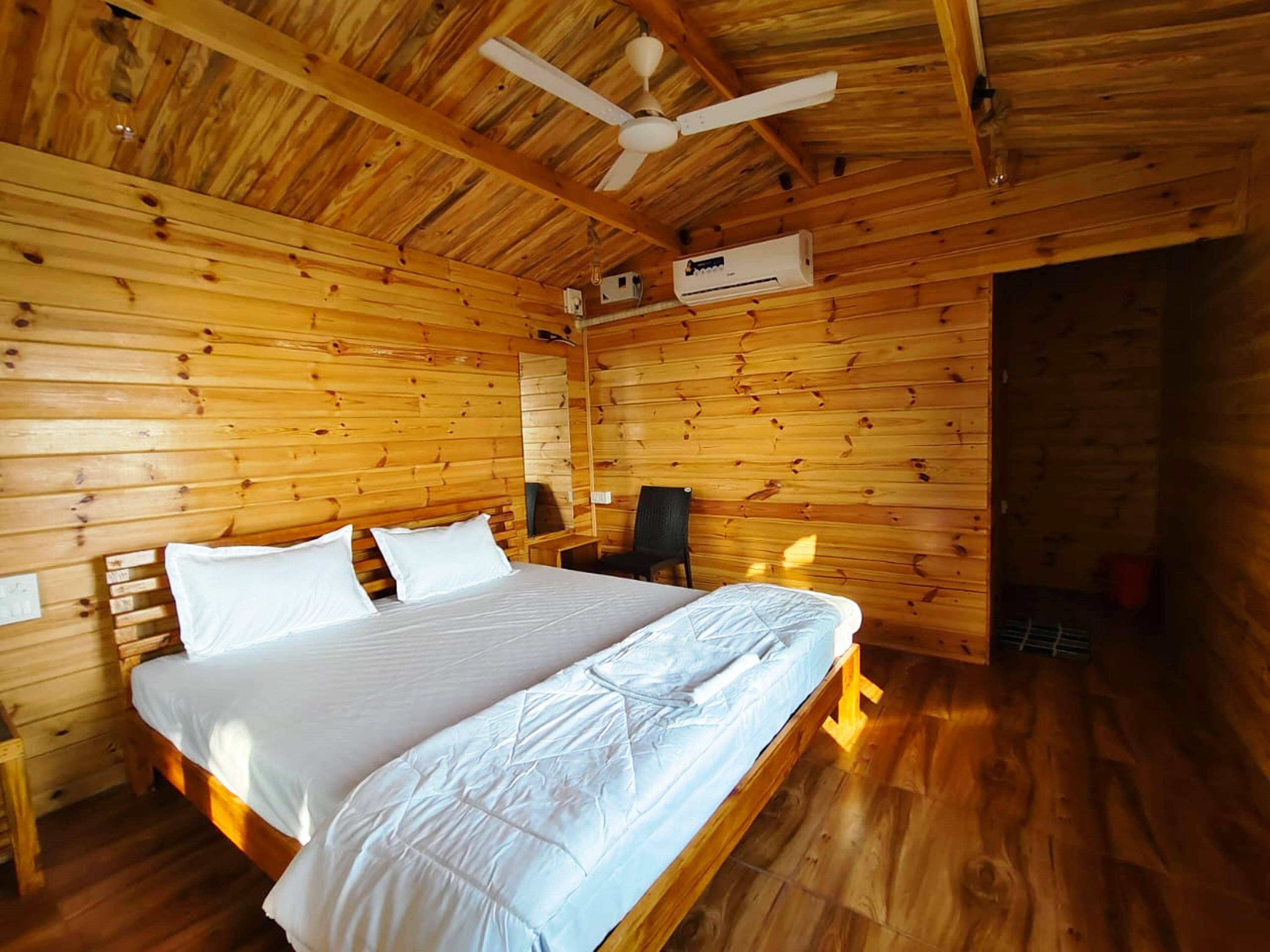 Aqua Delight Wooden Home Devbag - Tap to explore photos