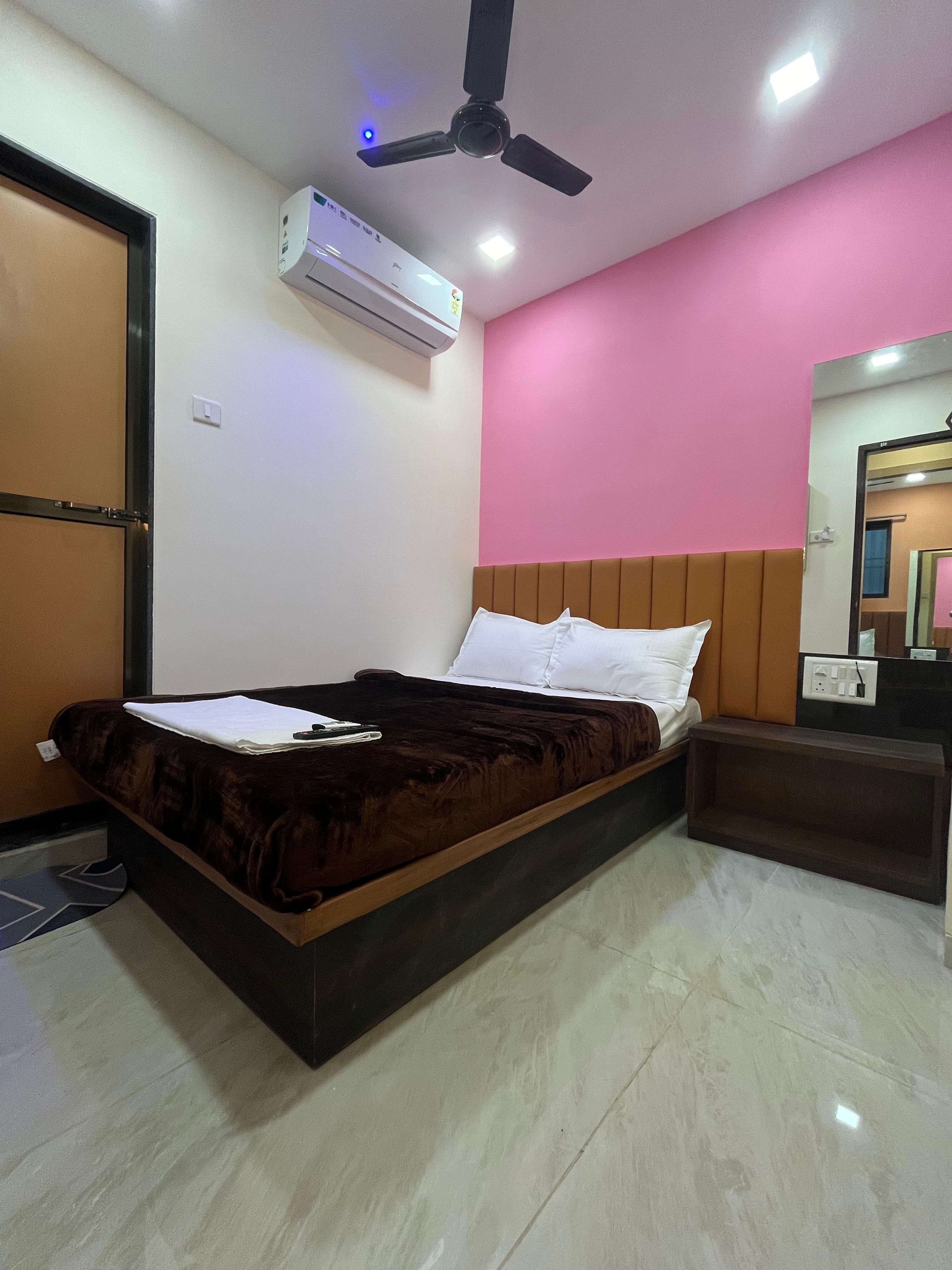 Hotel Parel Residency - Tap to explore photos