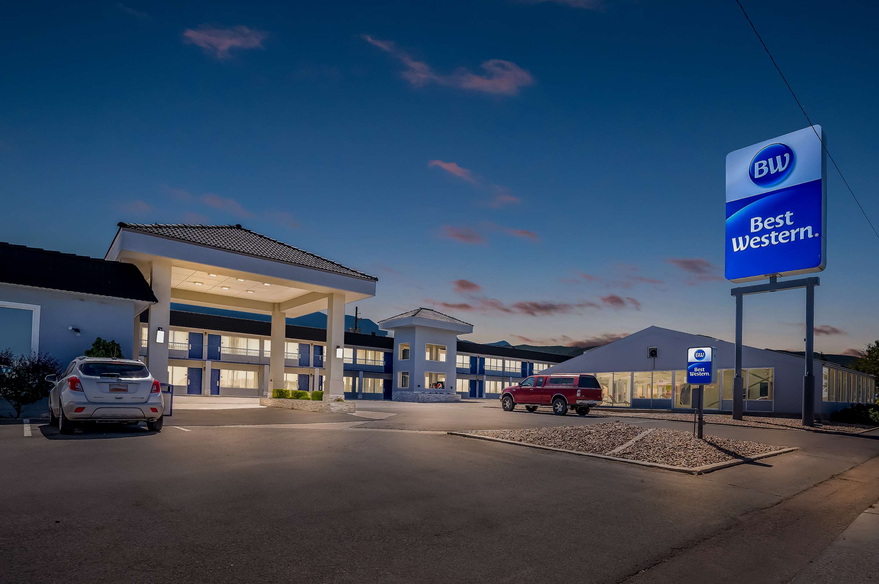 Best Western Paradise Inn Of Nephi - Tap to explore photos