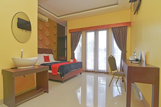 Reddoorz Near Garuda Wisnu Kencana Bali At Idr 8 Off 9 -