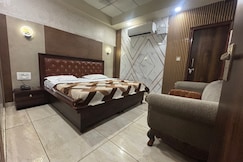 BHARAT HOTEL, Rohtak