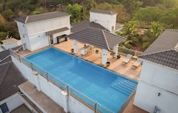 Swimming Pool 1