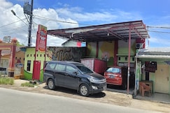 OYO 93875 Tifar House Near Lapangan Raja-raja, Gowa