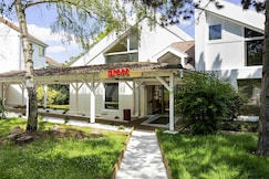 greet Hotel Villeneuve La Garenne, 
