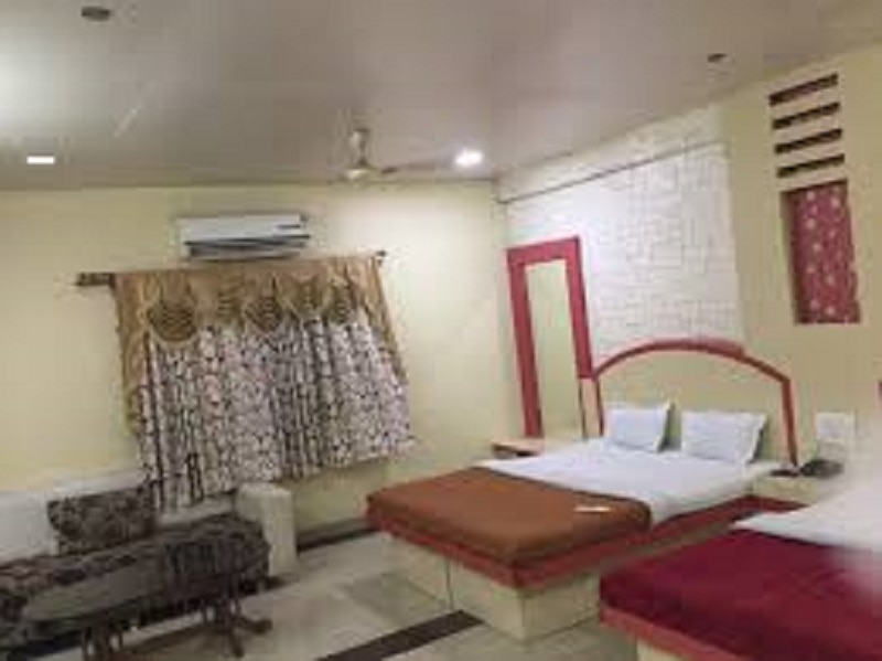 Executive Suite 1