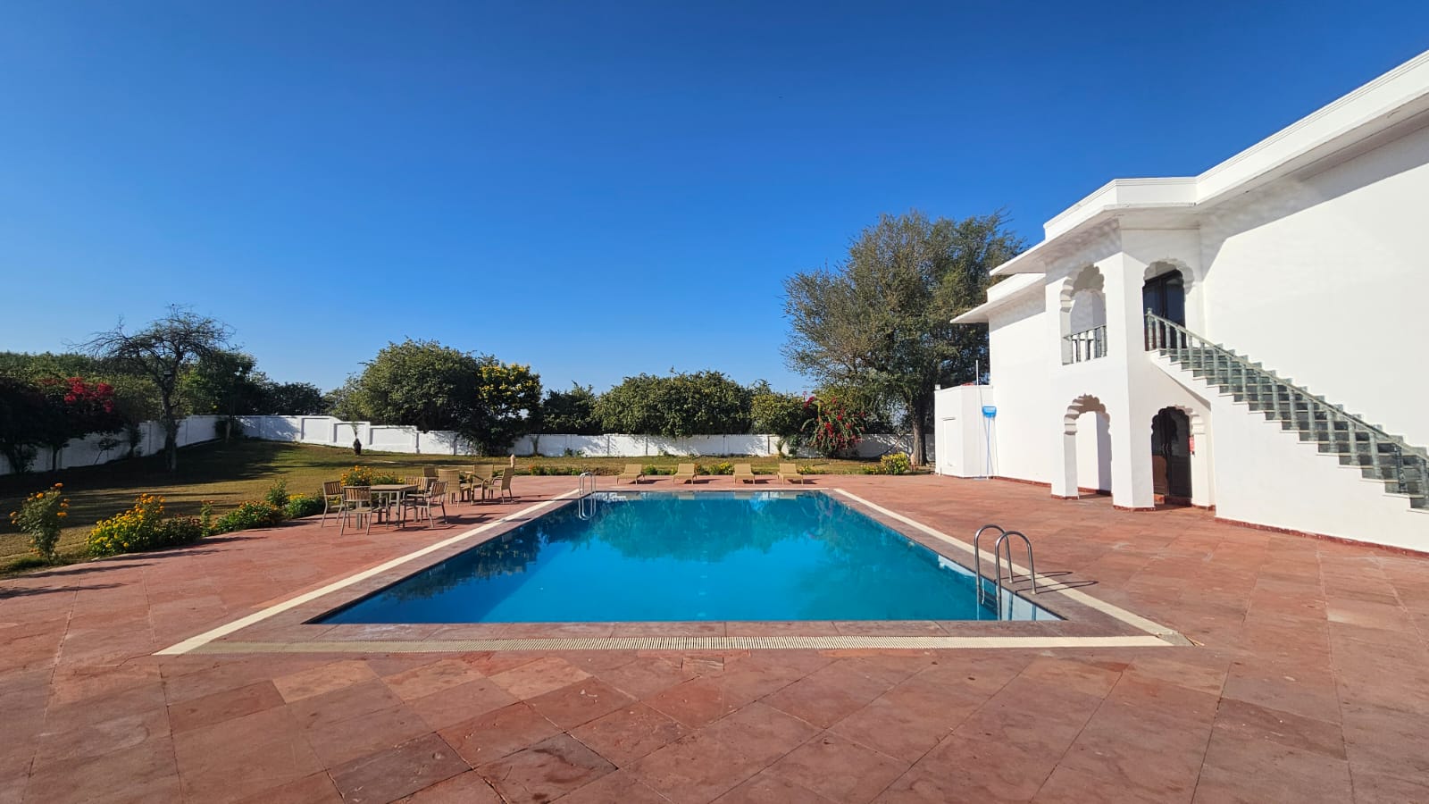 Hotel Udai Vilas Palace, Sardarshahar