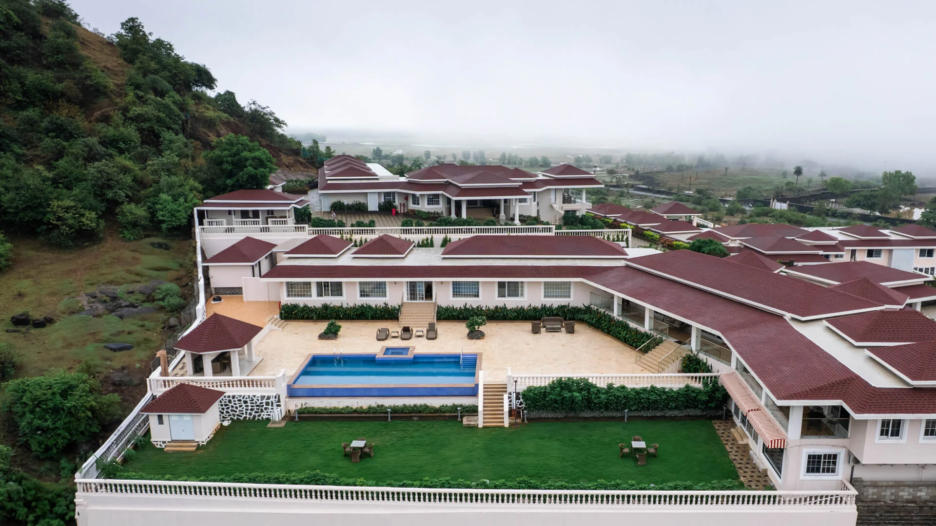 LohonoStays Capri Villa 3, Lonavala