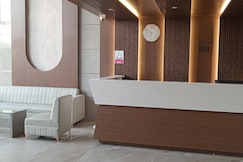 Hotel Shree Mahaveer, Pilibhit