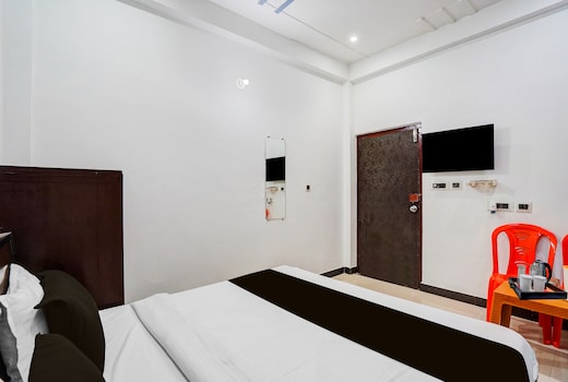 Hotel O Ayodhya Dham Bus Terminal Formerly Om Palace