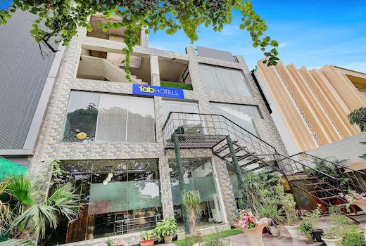 FabHotel Golden Stone