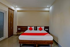 Hotel O Backpackers Nest, Gurgaon