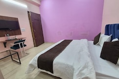 Hotel Delight 104 Rooms Airport Budget rooms, Jaipur