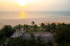 CHALSTON BEACH RESORT, Goa