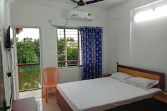 Hotel Amantran, Barddhaman