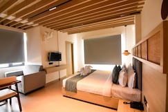 San Mala Hotel & Restaurant, Silchar